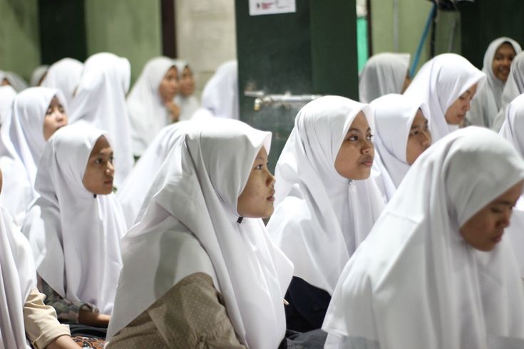 kewajiban menuntut ilmu dalam Islam